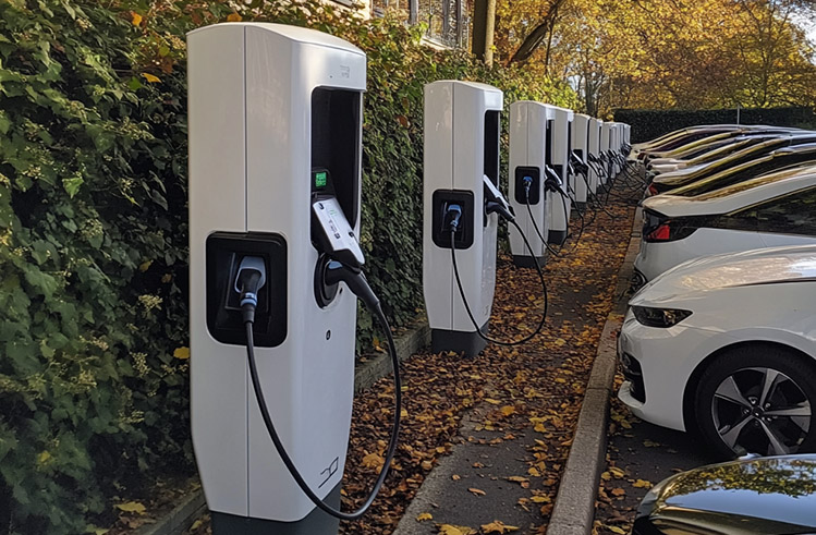 Les borniers améliorent la fiabilité du réseau de recharge des véhicules électriques
    